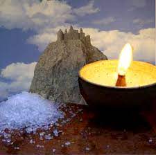 Piccoli granelli di sale, piccoli lumicini.